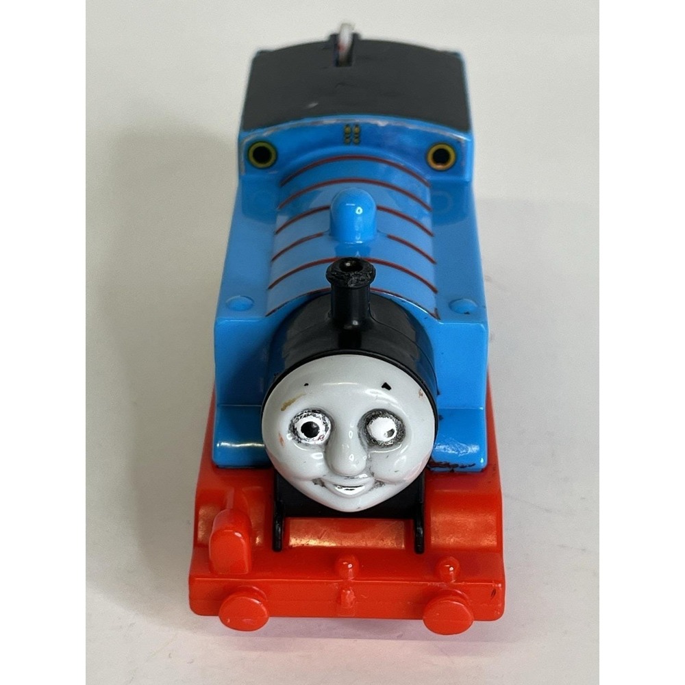 2013 THOMAS #1 - Trackmaster Motorized Engine Train - - Picture 2 of 6